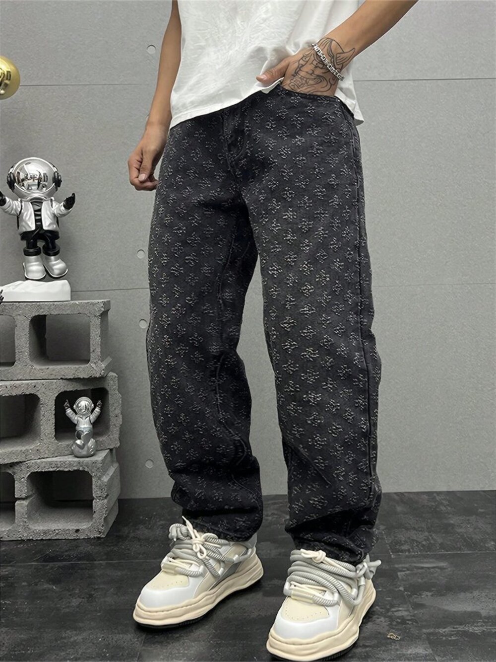 Black Avant-Garde Geometric Button Zipper Fly Loose Fit Mid-Waist Straight Jeans